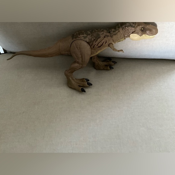 Jurassic World T-Rex Toy - Picture 3 of 3